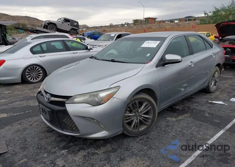 2017 Toyota Camry Se z USA, uszkodzony, nr VIN 4T1BF1FK0HU746728